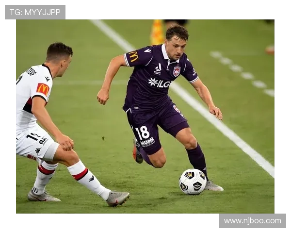 英超前球员点评阿玛德进攻威胁大防守能力不足引发关注