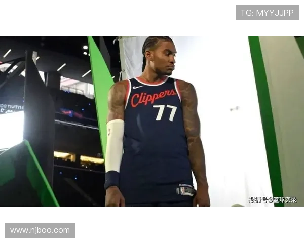 小波特半场精彩表现9投5中贡献13分5板4助攻正负值高达14